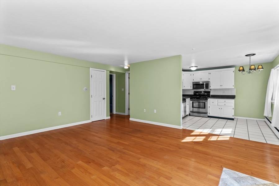 53 Fernview Ave #1, North Andover, MA 01845