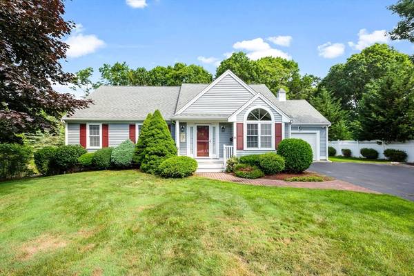 85 Snead Dr, Mashpee, MA 02649