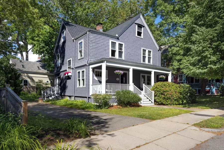 10 Hyde Street, Newton, MA 02461