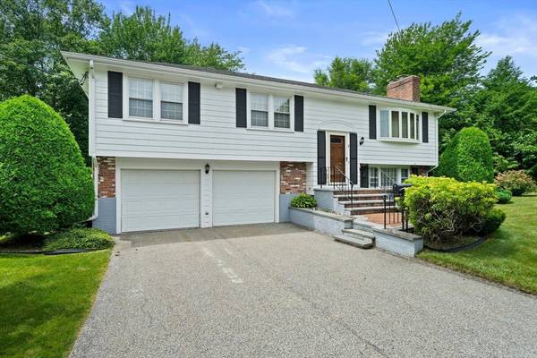 Weymouth, MA 02188,7 Mill River Drive