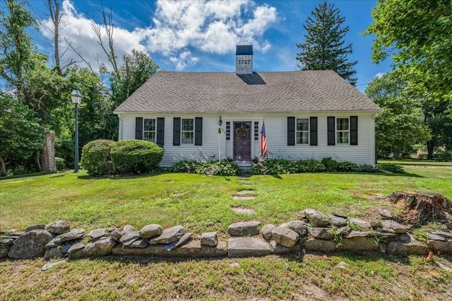 526 Main St, Hanover, MA 02339