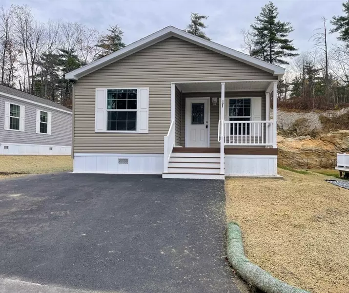 171 Nijal Court, Fitchburg, MA 01420