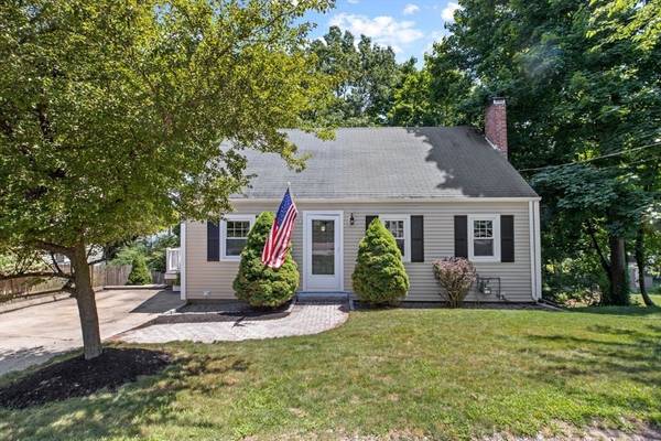 33 Wingate Rd, Weymouth, MA 02189