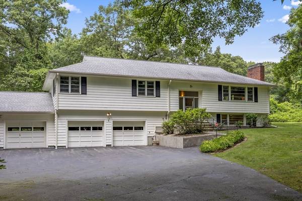 43 Deerhaven Road, Lincoln, MA 01773