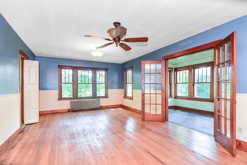 Wrentham, MA 02093,145 West St