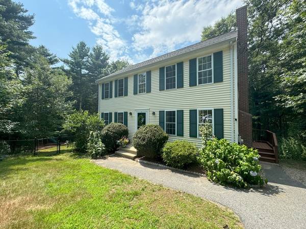 180 Populatic St, Franklin, MA 02038