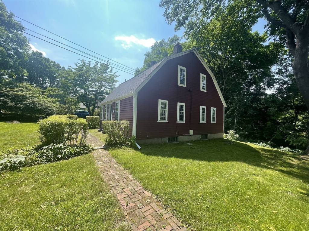 Grafton, MA 01519,39 Worcester St
