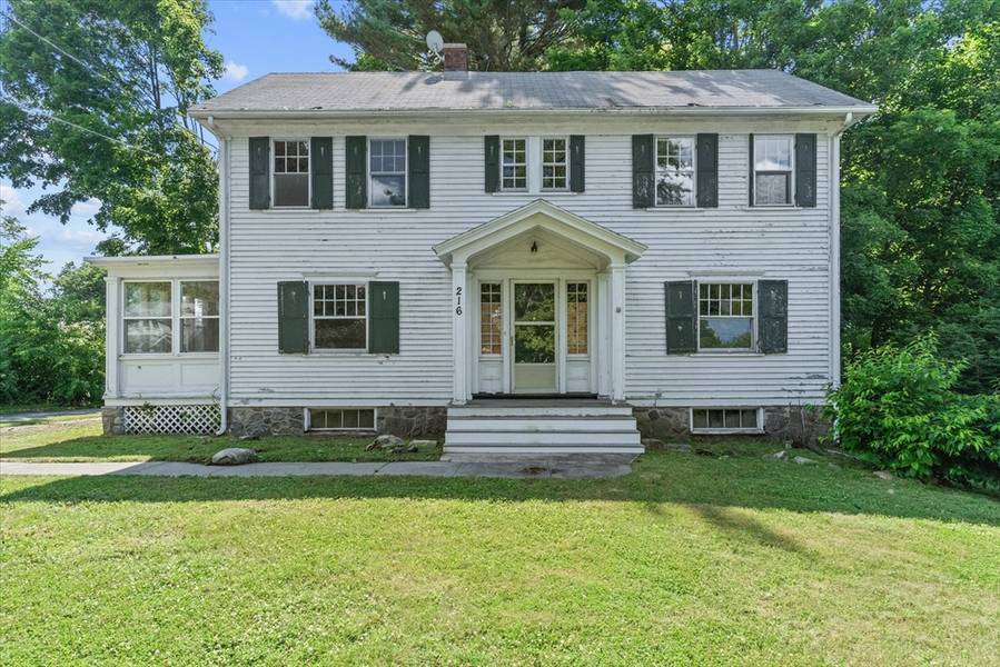 216 Hampshire St, Methuen, MA 01844