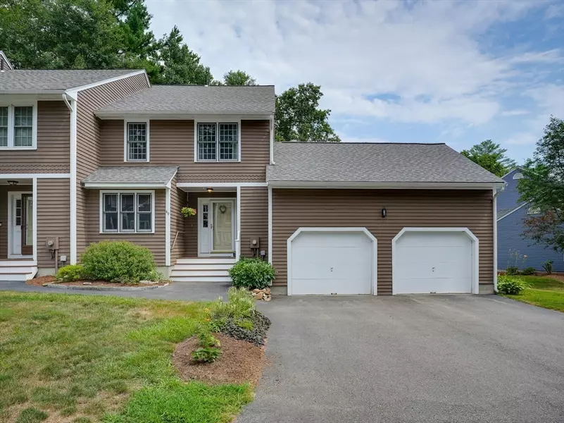 49 Laurelwood Dr #49, Hopedale, MA 01747