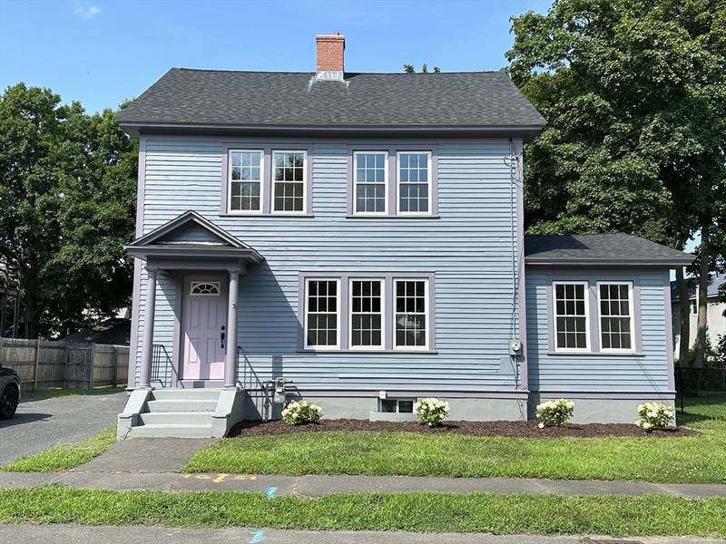 17 Glenwood Ave, Northampton, MA 01060