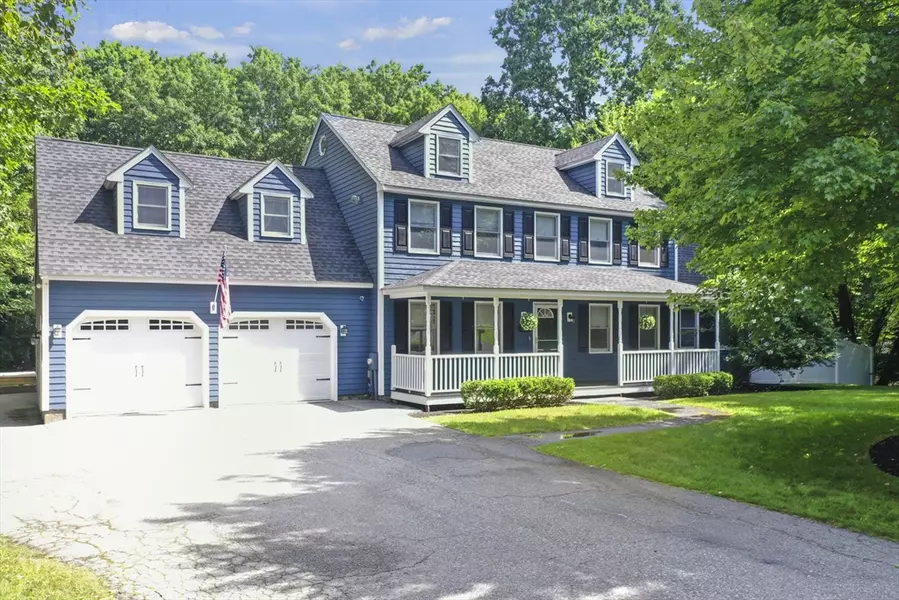 35 Sequoia Road, Tyngsborough, MA 01879