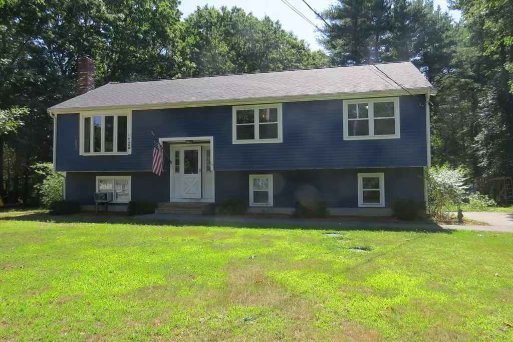 Middleboro, MA 02346,39 Cross St