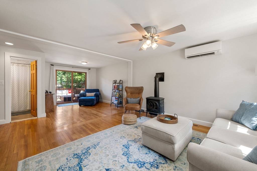 Weymouth, MA 02189,34 Mutton Ln