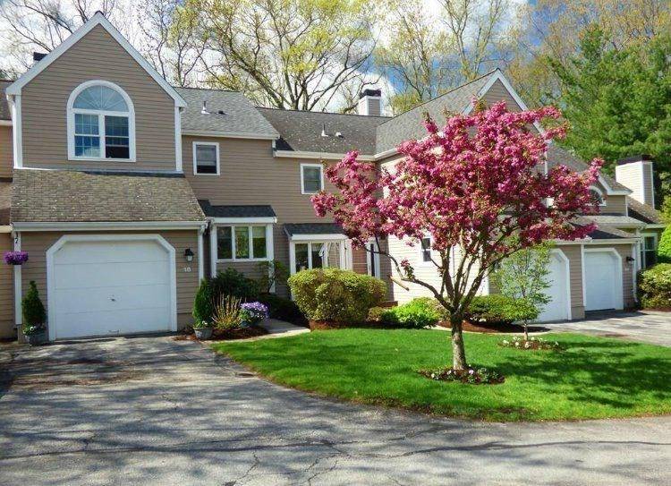 18 Bishops Forest Dr #18, Waltham, MA 02452