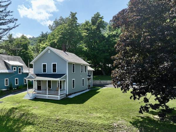 89 State St, Buckland, MA 01370