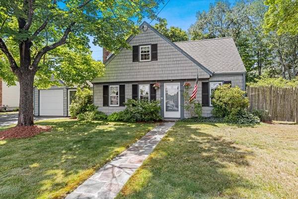 30 Abigail Adams Cir, Weymouth, MA 02191