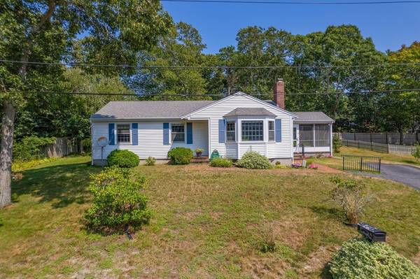 35 Elinor Lane,  Harwich,  MA 02671