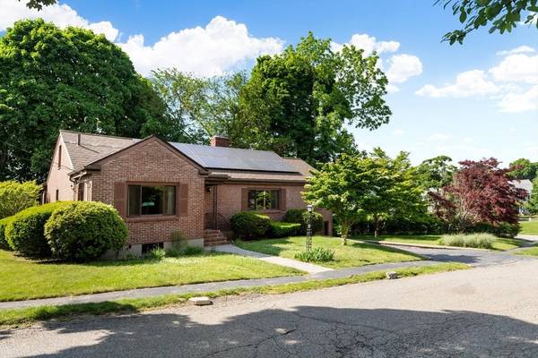 Medford, MA 02155,86 Badger Road