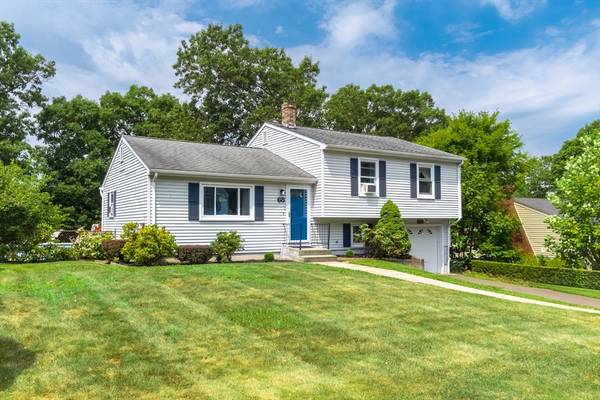 68 Sawmill Rd, Springfield, MA 01118