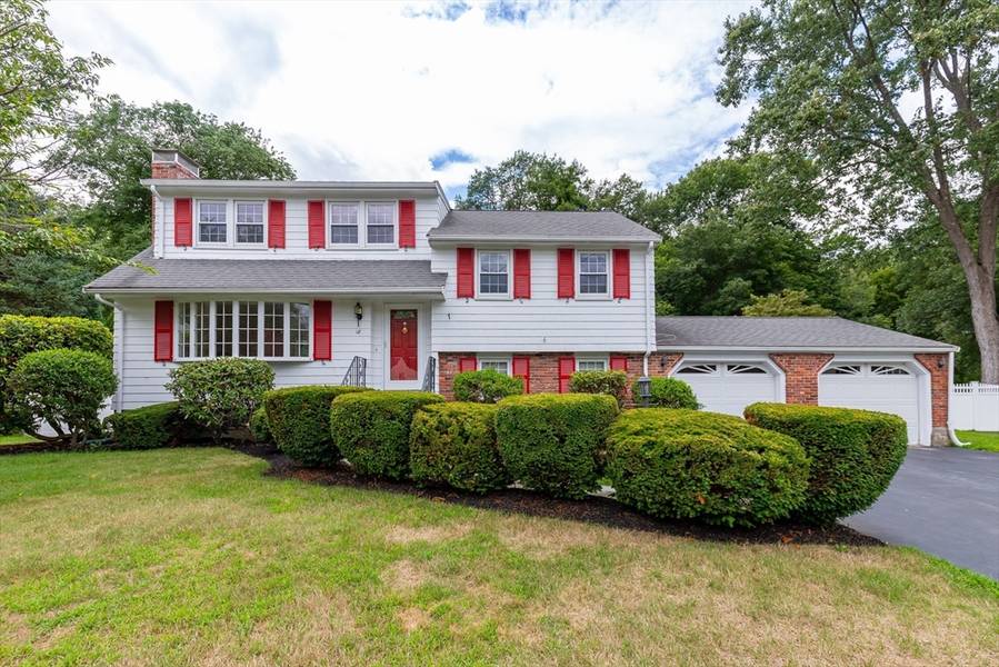 18 Spring Valley Rd, Burlington, MA 01803