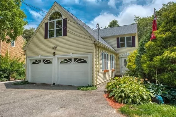 Taunton, MA 02780,367 Thrasher Street