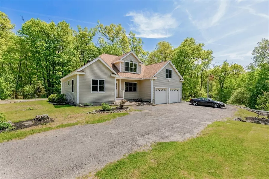 30 Forest St, Newbury, MA 01922