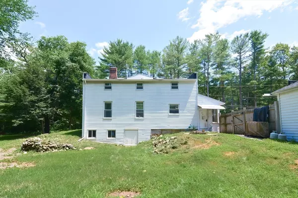 Auburn, MA 01501,242 Central St