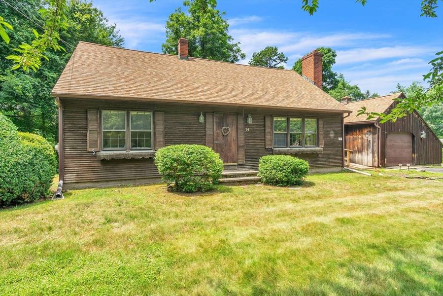 34 Crest Road, Monson, MA 01057