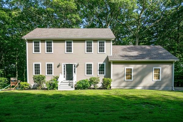 2 Birch Point Shrs, Oxford, MA 01540