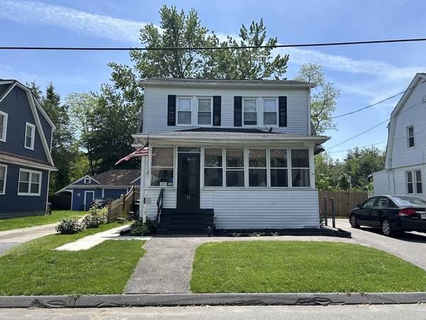 53 Sanford St, Chicopee, MA 01013