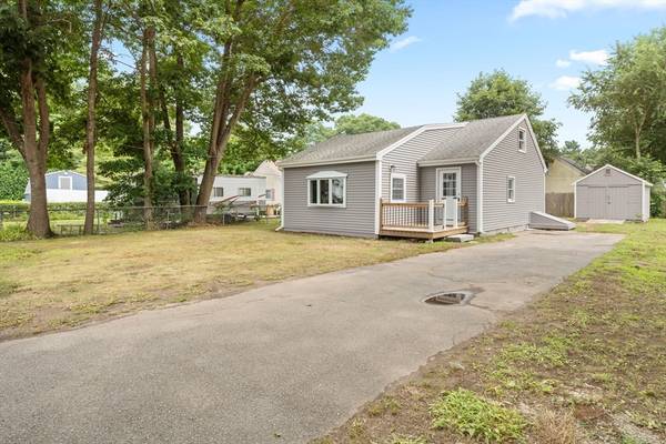 Norton, MA 02766,5 Laurel Rd