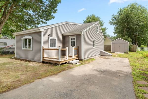 5 Laurel Rd, Norton, MA 02766