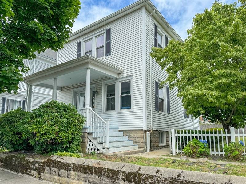 233 Wood St, New Bedford, MA 02745