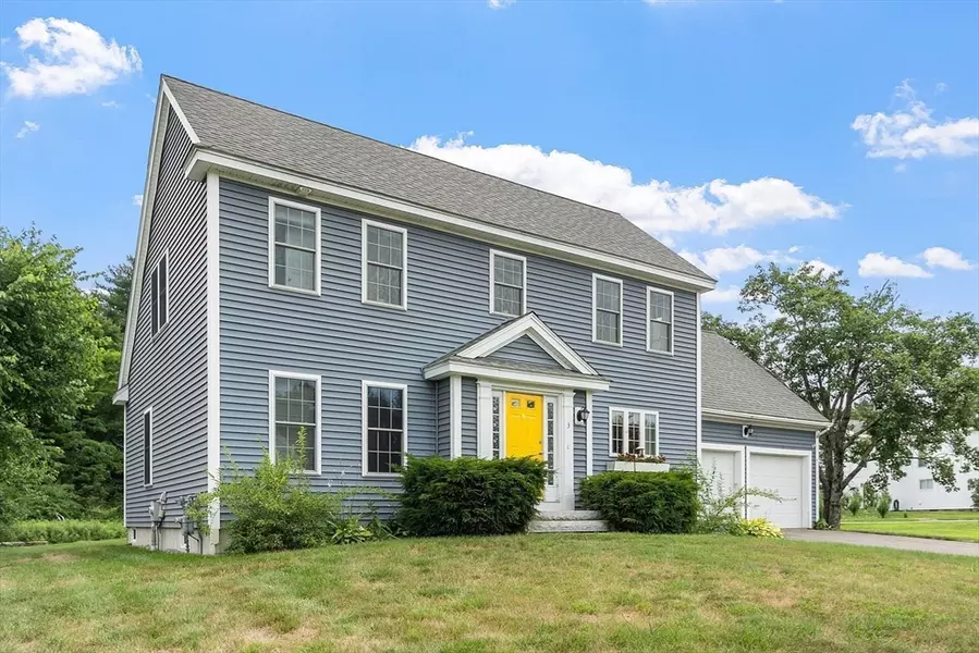 3 Coppersmith Way, Townsend, MA 01469