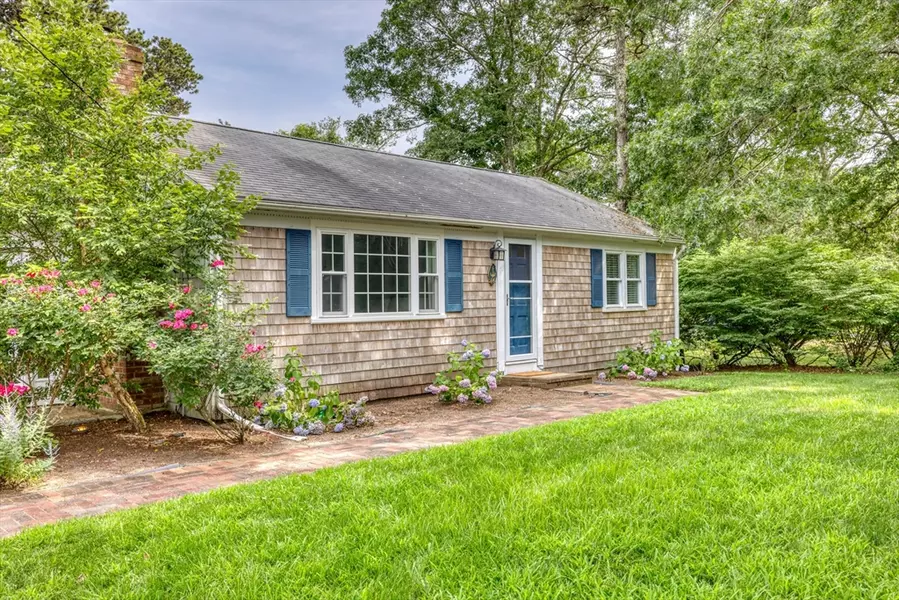 64 Starbuck Lane, Yarmouth, MA 02675