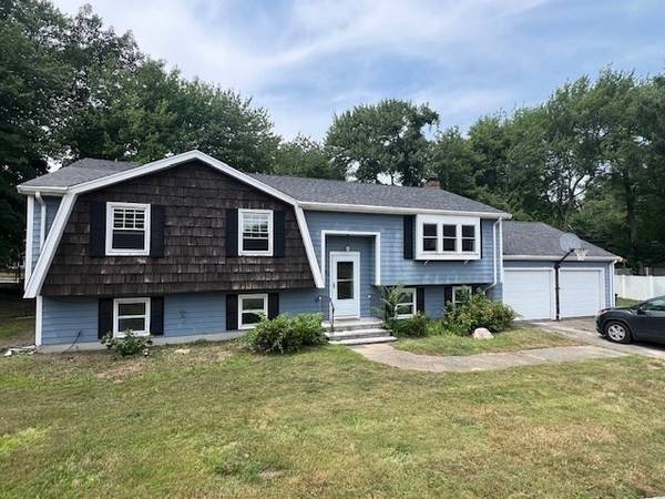 22 Surry Lane, Braintree, MA 02184