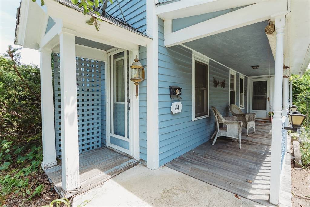 Buckland, MA 01370,44 William St