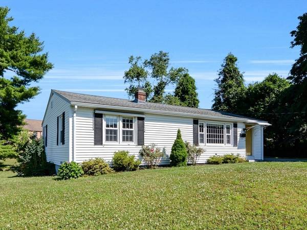 Webster, MA 01570,9 Normandy Ave