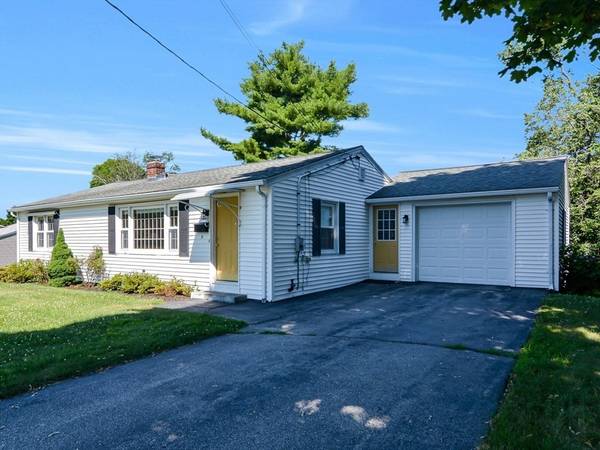 Webster, MA 01570,9 Normandy Ave