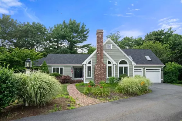 24 Ouimet Ln, Plymouth, MA 02360