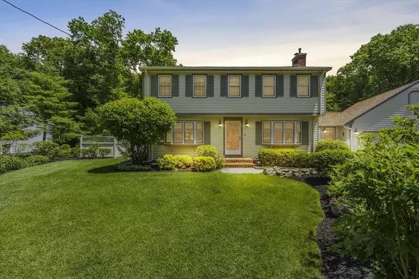 19 Lantern Ln, Mansfield, MA 02048