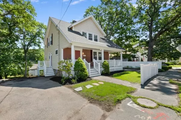 301 Lynnfield St, Lynn, MA 01904