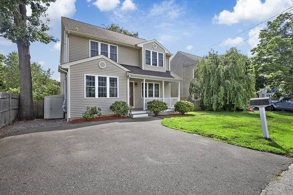 39 Massachusetts Ave, Cumberland, RI 02864