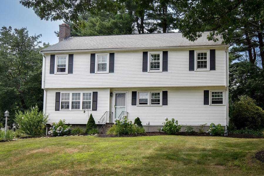 61 Sweet Grass Lane, Holliston, MA 01746