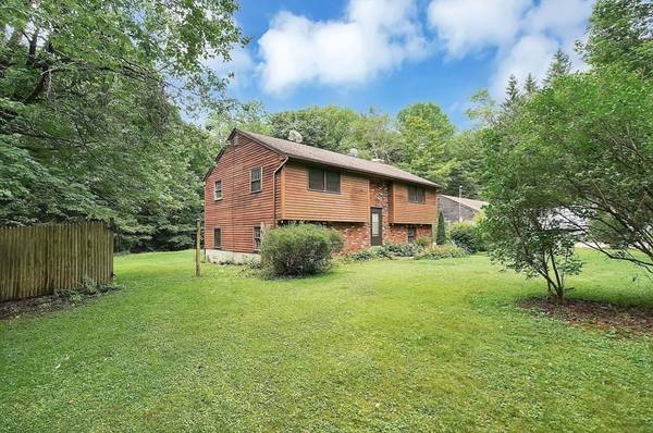 441 Dingle Rd, Worthington, MA 01098