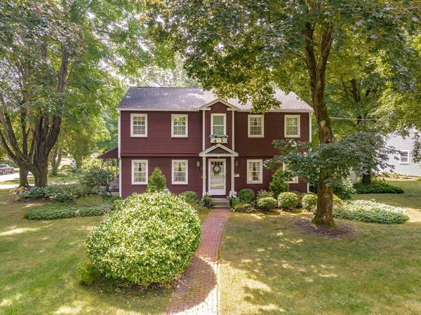 232 Captain Rd, Longmeadow, MA 01106