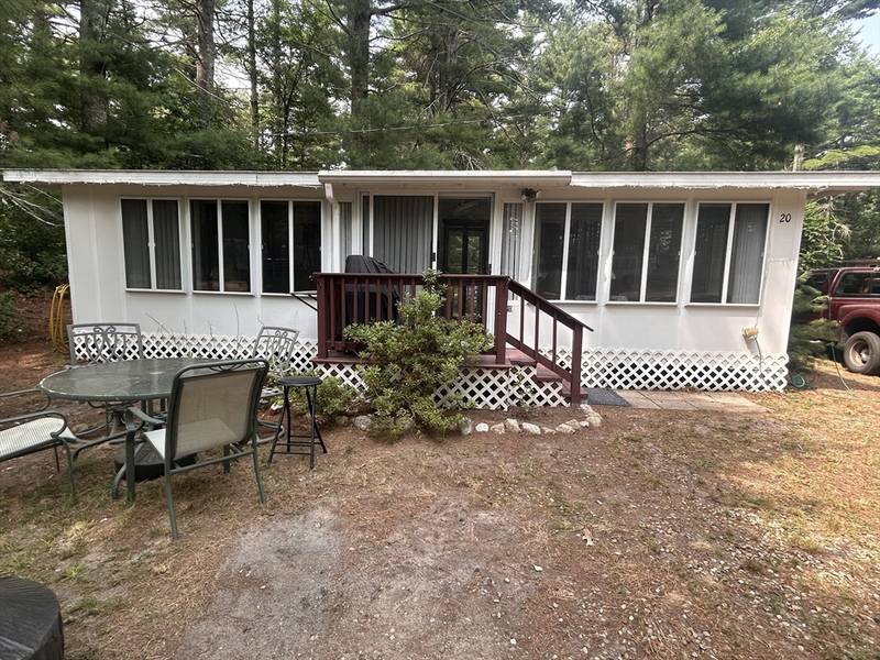 33 Wareham St #20, Carver, MA 02330