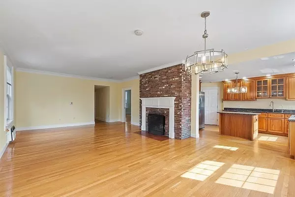 5 Porter Rd #201 Andover, MA 01810