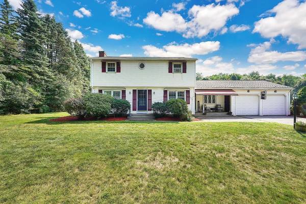 4 S Park Dr, Wilbraham, MA 01095