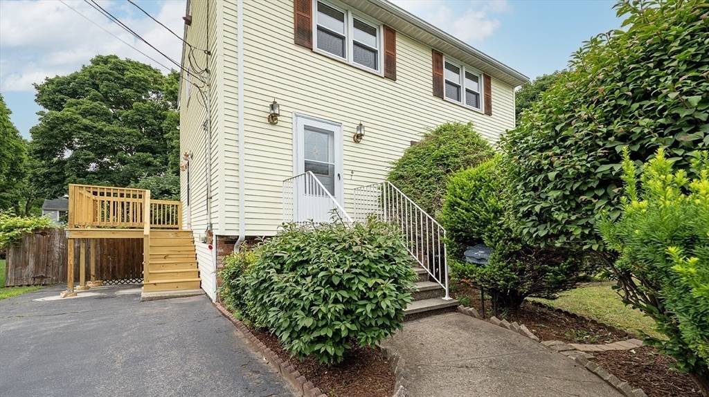 7 Aldo Ter, Boston, MA 02136